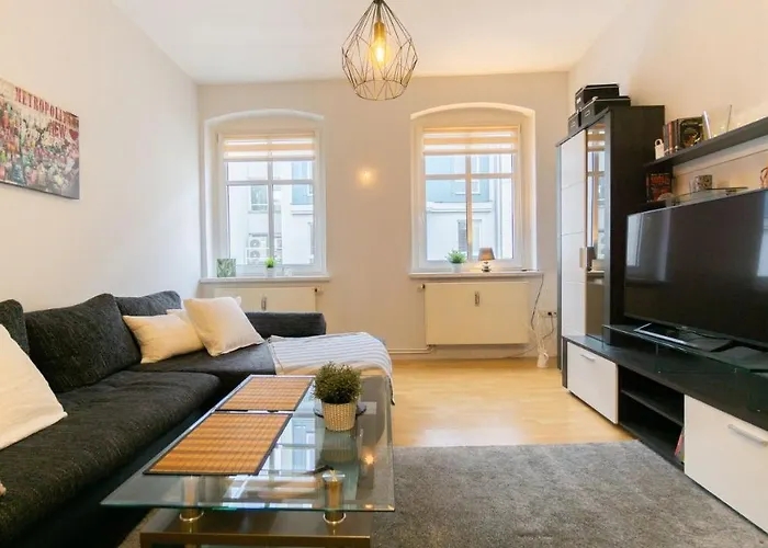 *central_50m2_kitchen_washer_netflix_parking Apartment Cottbus